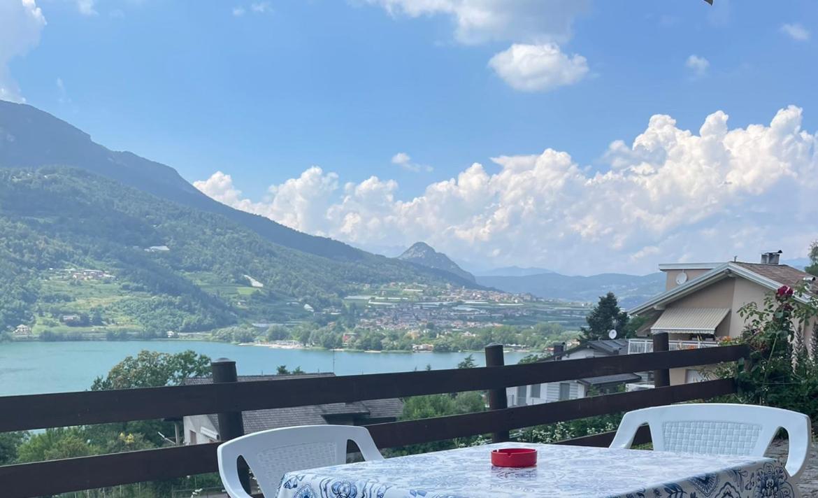 Lake Apartment Ischia White Тенна Экстерьер фото